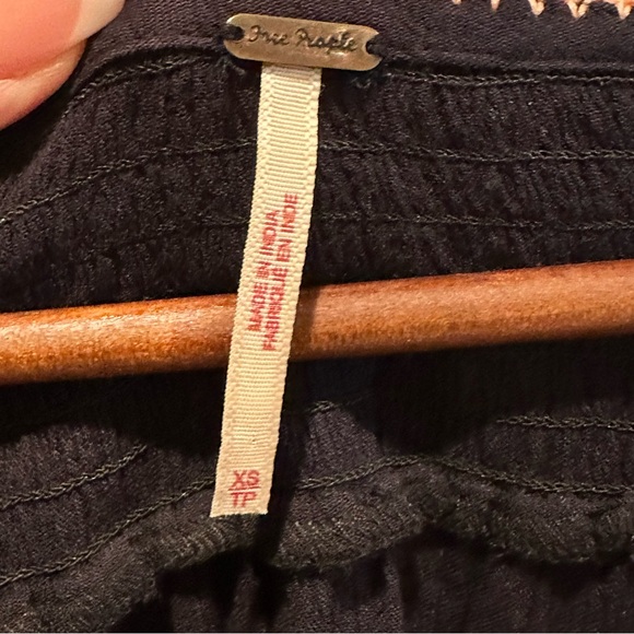 FREE PEOPLE WIND WILLOW BOHO EMBROIDERED TUNIC MINI DRESS BLACK CORAL Size XS - Picture 8 of 11